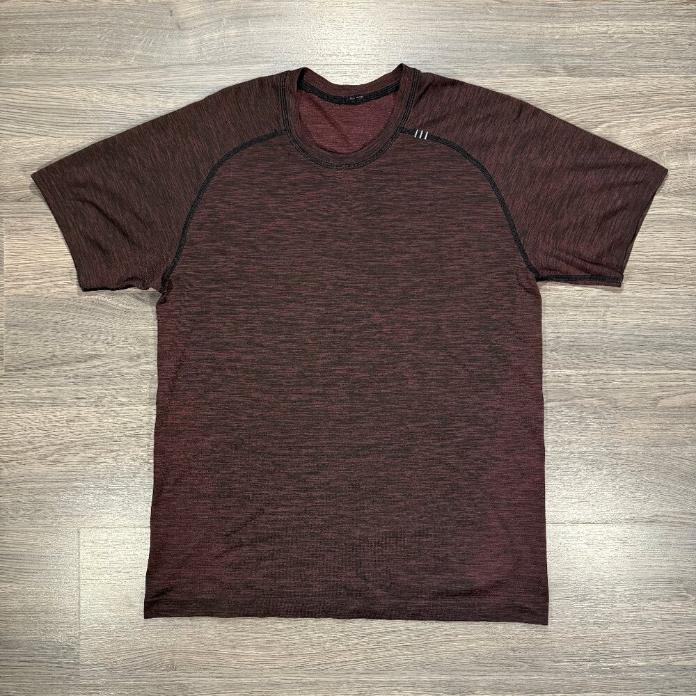 Lululemon Men's Metal Vent Tech Short Sleeve - Dark Red/Black